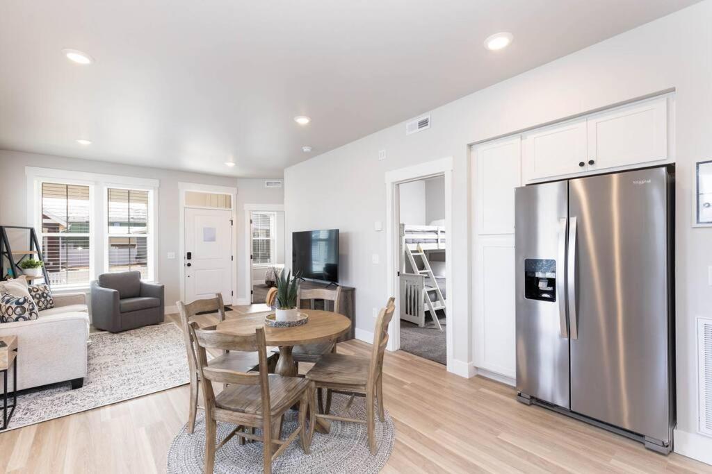 Charming 3-Bedroom In Vibrant New Neighborhood Billings Exterior foto